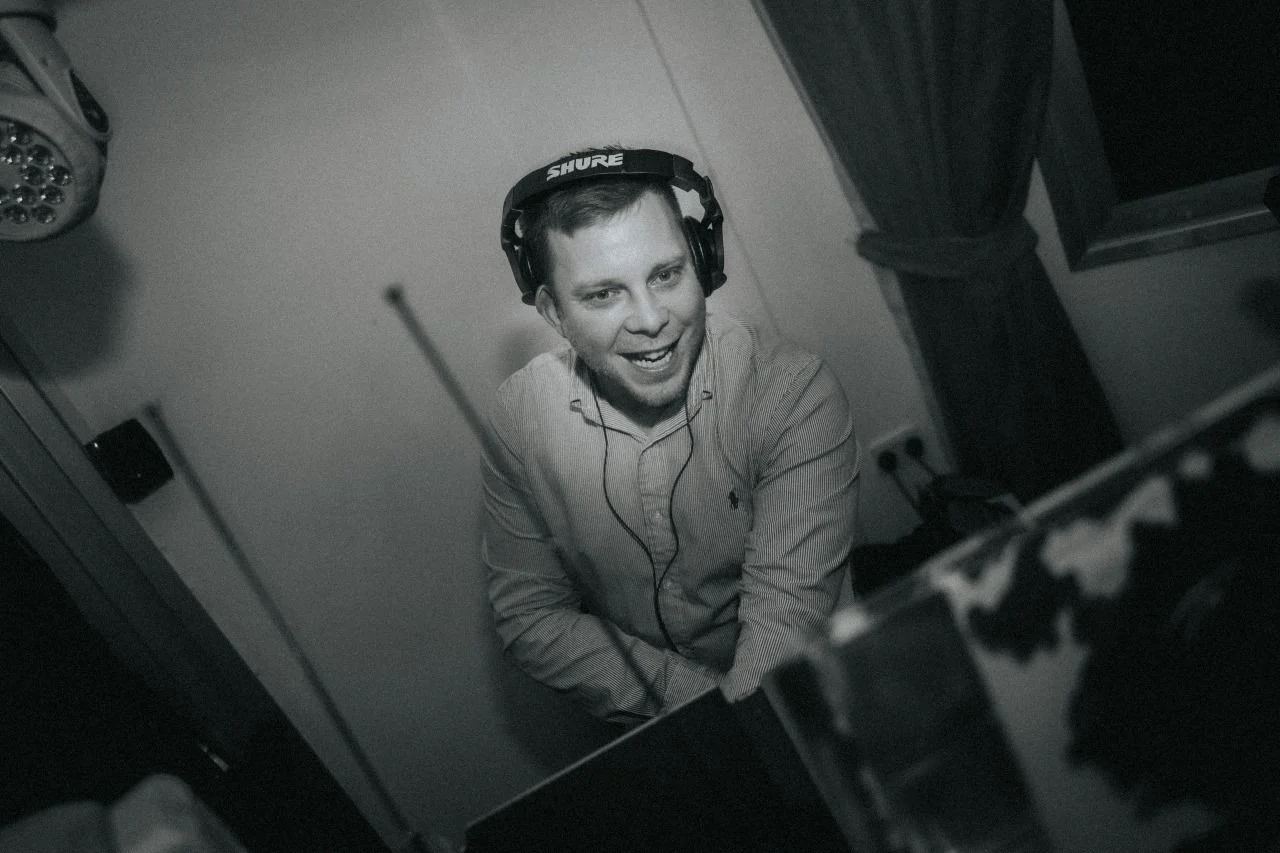 DJ Tom Owen - Cyprus Wedding DJ