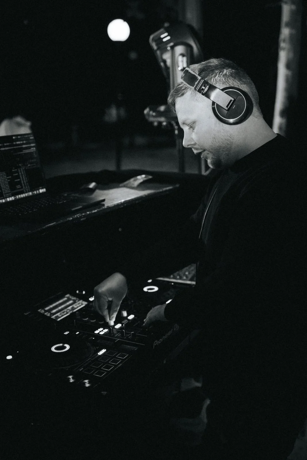 DJ Tom Owen - Cyprus Wedding DJ